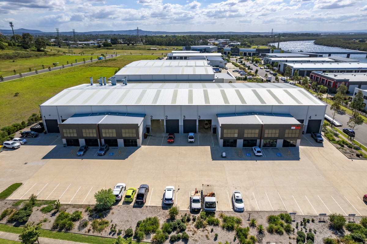 R2 4557975 Mayfield West 2026 04 02 134128 | Commercial Collective