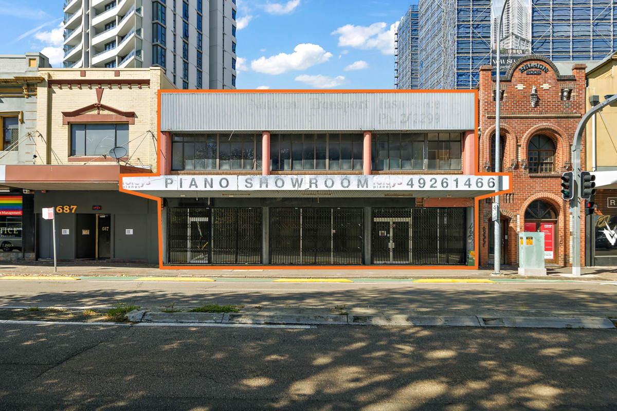 R2 4350394 Newcastle West 2026 08 07 095840 | Commercial Collective