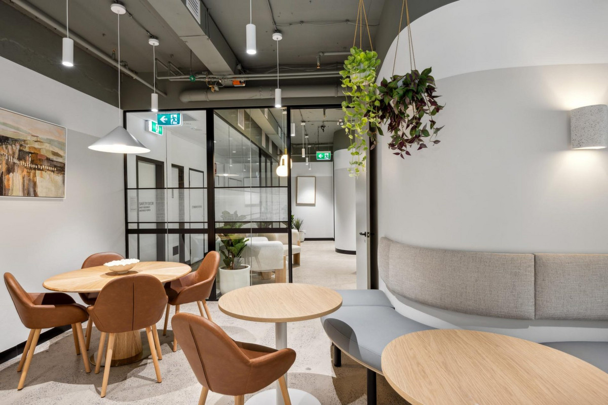R2 4884622 Edgeworth 2026 09 15 090206 | Commercial Collective