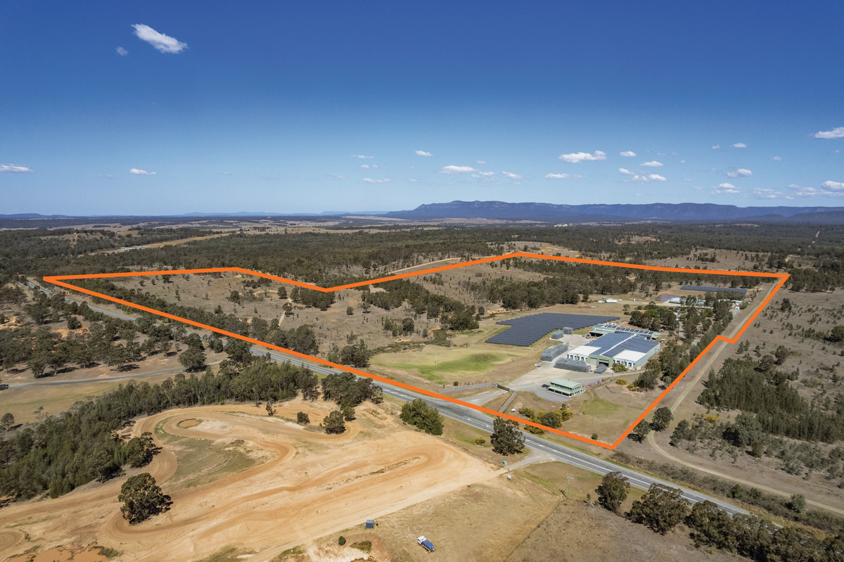 R2 5216848 Mount Thorley 2026 09 30 141408 | Commercial Collective